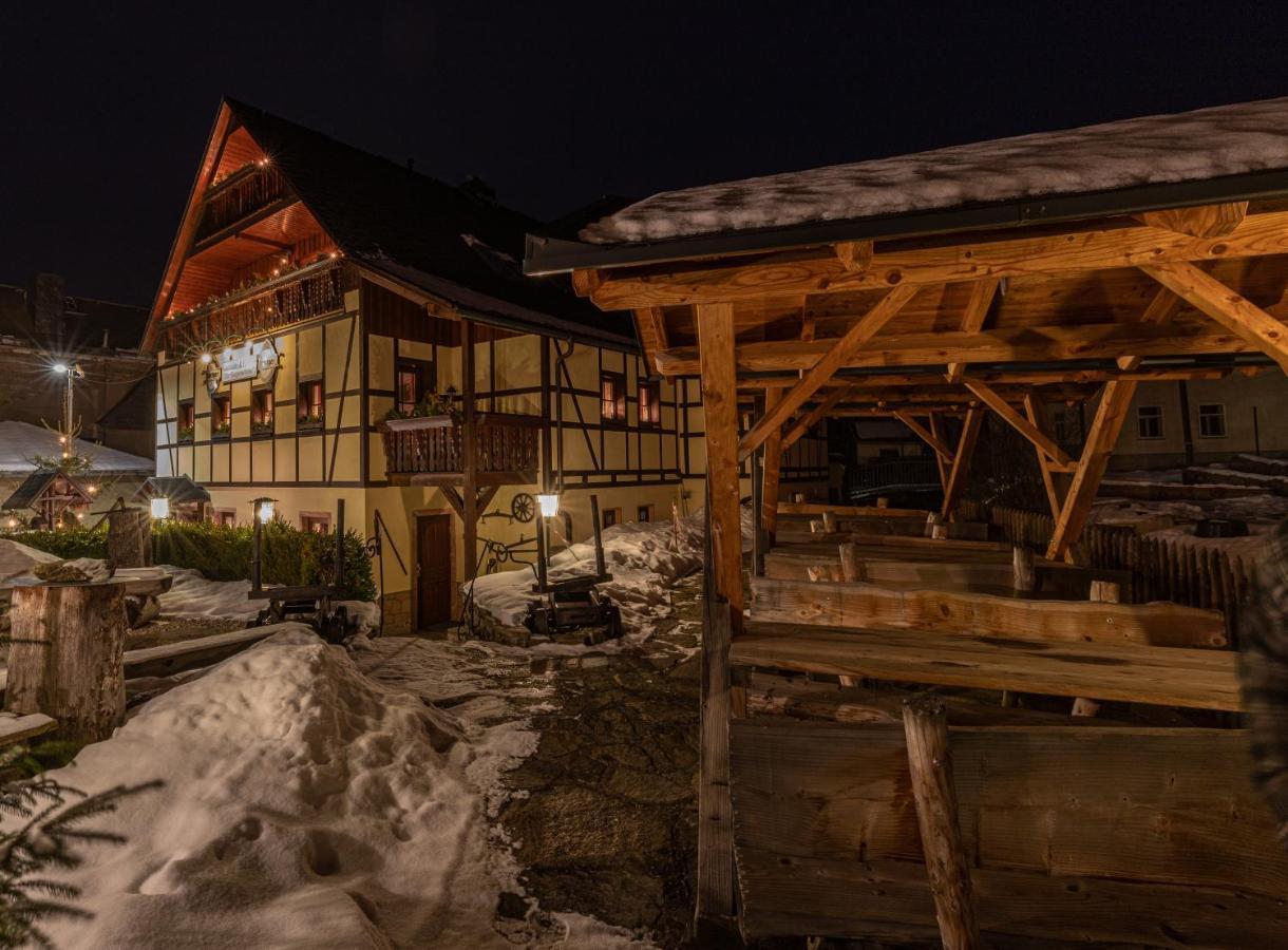 Pension Und Gaststaette Zur Knappenschaenke Thermalbad Wiesenbad Εξωτερικό φωτογραφία